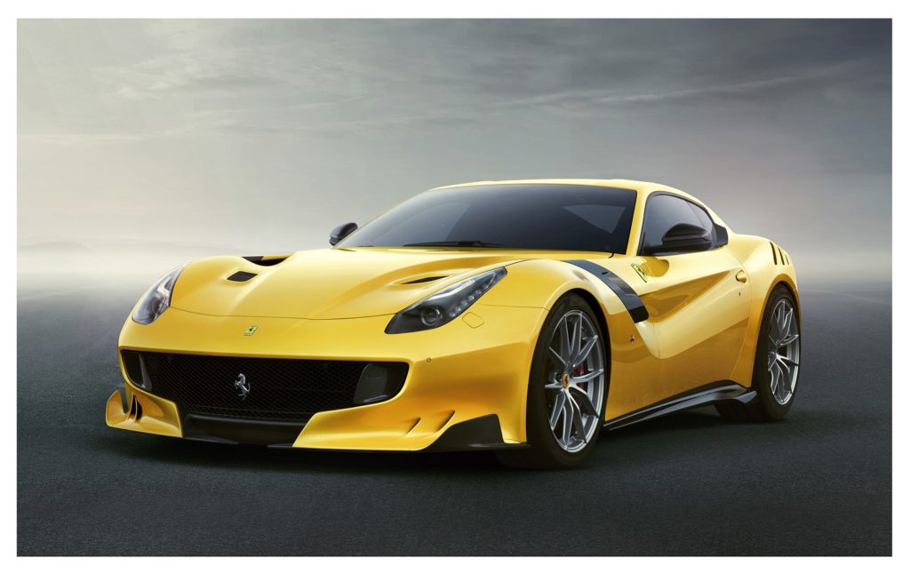 una-ferrari-f12tdf-special-edition-protagonista-dellasta-benefica-favore-dellassociazione-centro-dino-ferrari
