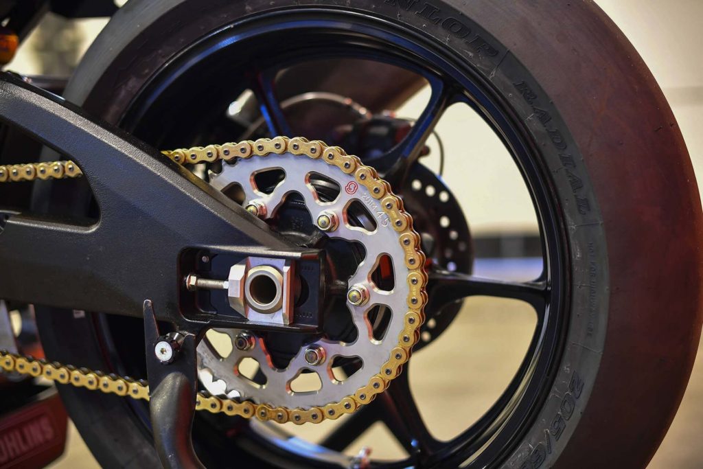 suzuki-italia-sceglie-dunlop-per-la-sua-supersportiva-da-pista-estrema-gsx-r1000r-ryuyo