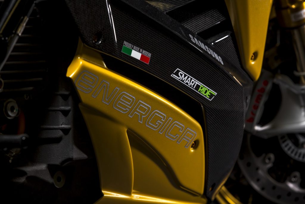 samsung-ed-energica-rivoluzionano-il-mondo-delle-due-ruote-2