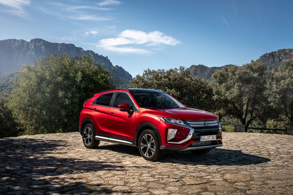 il-suv-crossover-eclipse-cross-si-aggiudica-il-premio-rjc-car-year-2019