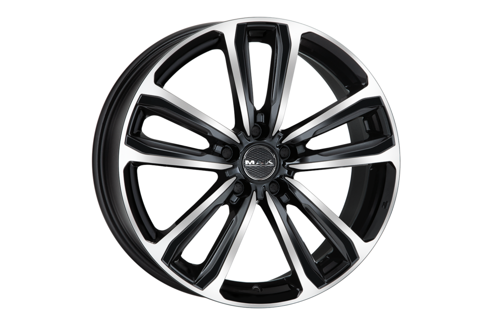 mak-presente-expo-tuning-torino-con-tante-novita