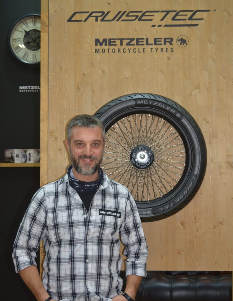 metzeler-porta-dinamicita-e-divertimento-nel-segmento-custom