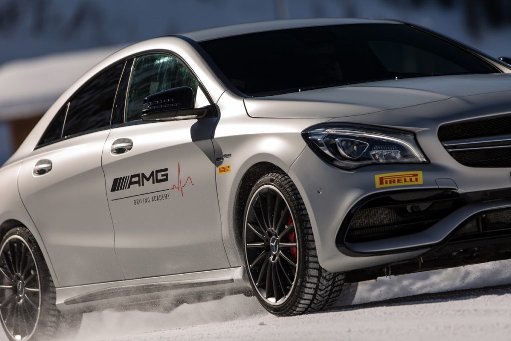 pirelli-partner-di-mercedes-amg-per-la-driving-academy-italia