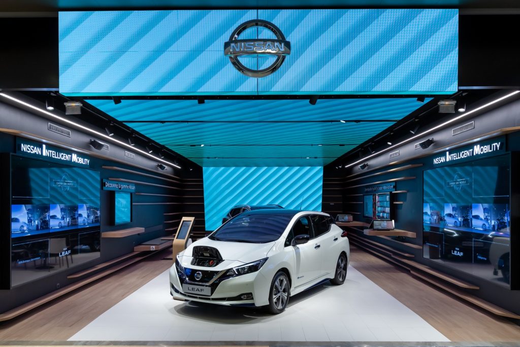 nissan-city-hub-al-debutto-mondiale-francia-rivoluziona-la-relazione-con-la-mobilita-del-futuro