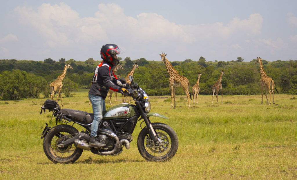 alicia-sornosa-da-addis-abeba-citta-del-capo-sella-uno-scrambler-ducati
