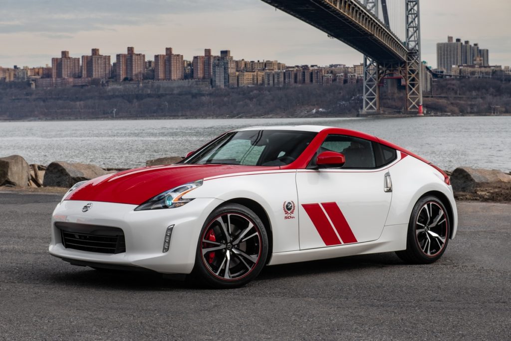 nissan-per-50-anni-di-z-car-una-versione-speciale-della-370z