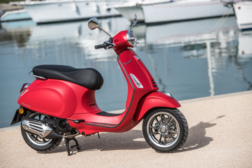 vespa-oper-door-fino-al-31-maggio-eccezionali-promozioni-su-vespa-primavera-sprint