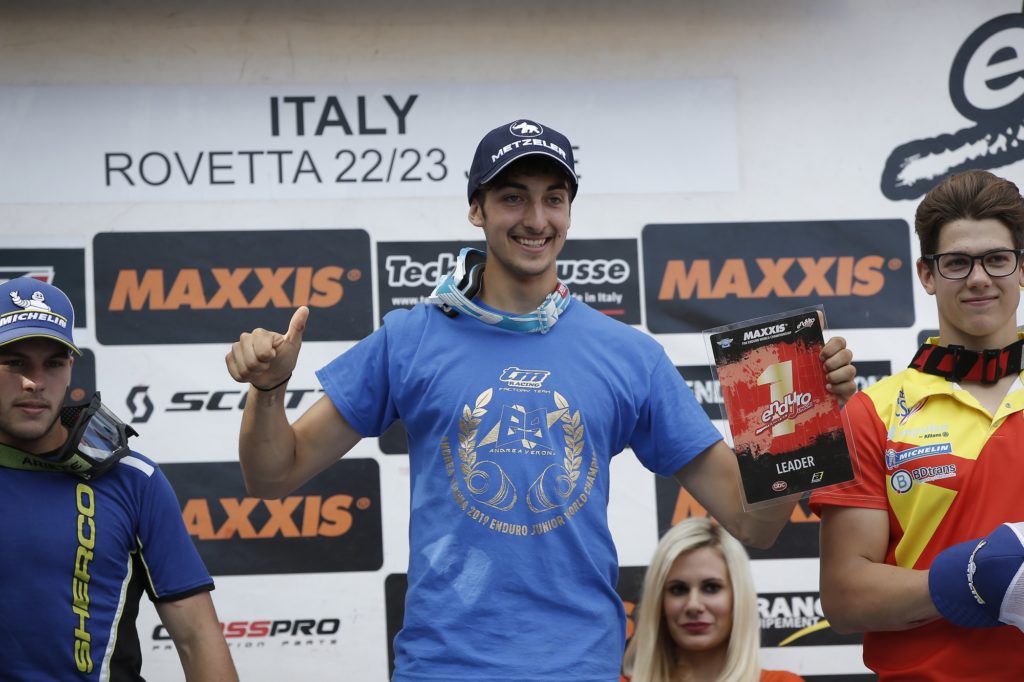 al-gp-ditalia-del-mondiale-enduro-metzeler-conquista-il-primo-titolo-iridato-del-2019-con-andrea-verona