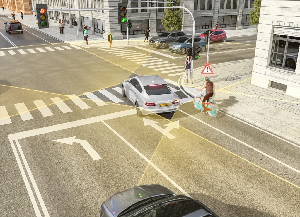 svoltare-sicurezza-il-sistema-right-turn-assist-di-continental-per-automobili-protegge-ciclisti-e-pedoni