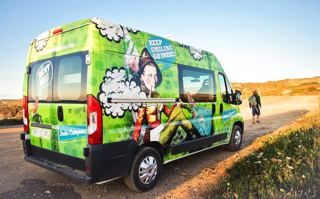 lestate-infinita-di-indie-campers-la-compagnia-portoghese-invita-viaggiatori-un-appassionante-road-trip-attraverso-sei-itinerari-tematici-tutta-europa