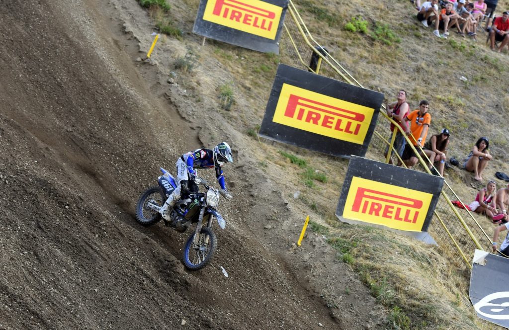 dominio-assoluto-di-pirelli-nel-gran-premio-di-motocross-della-repubblica-ceca-corso-loket