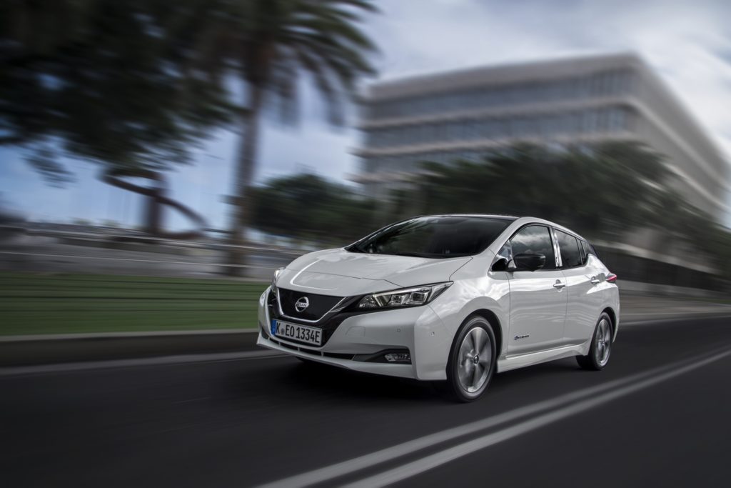 la-nuova-nissan-leaf-e-debutta-sulle-strade-italiane-partecipando-alla-prima-1-000-miglia-green