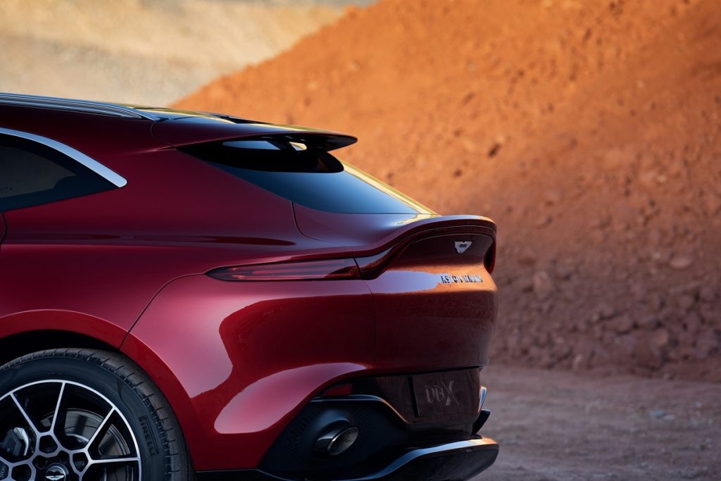 gomme-aston-martin-suv-dbx-pneumatici-pirelli