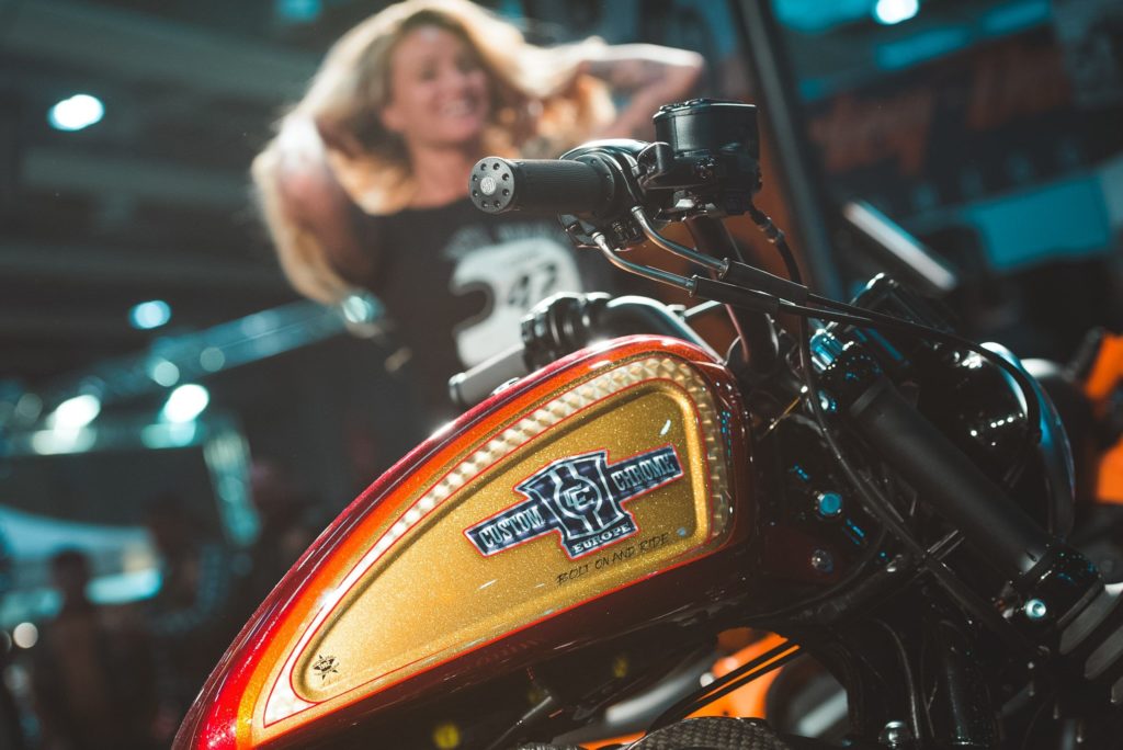 custom-chrome-mbe-2020-50-anniversario