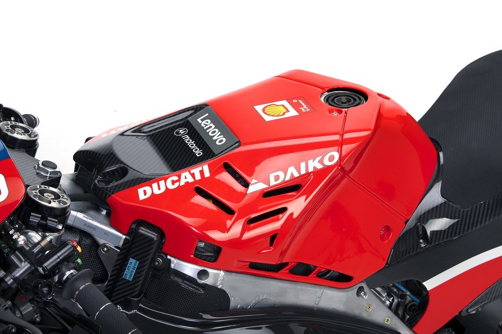 motorola-diventa-partner-ufficiale-di-ducati-corse