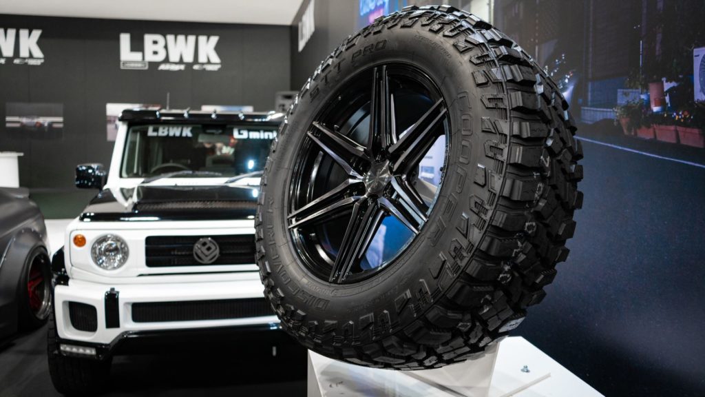 cooper-zeon-4xs-sport-cooper-discoverer-stt-pro-p-o-r