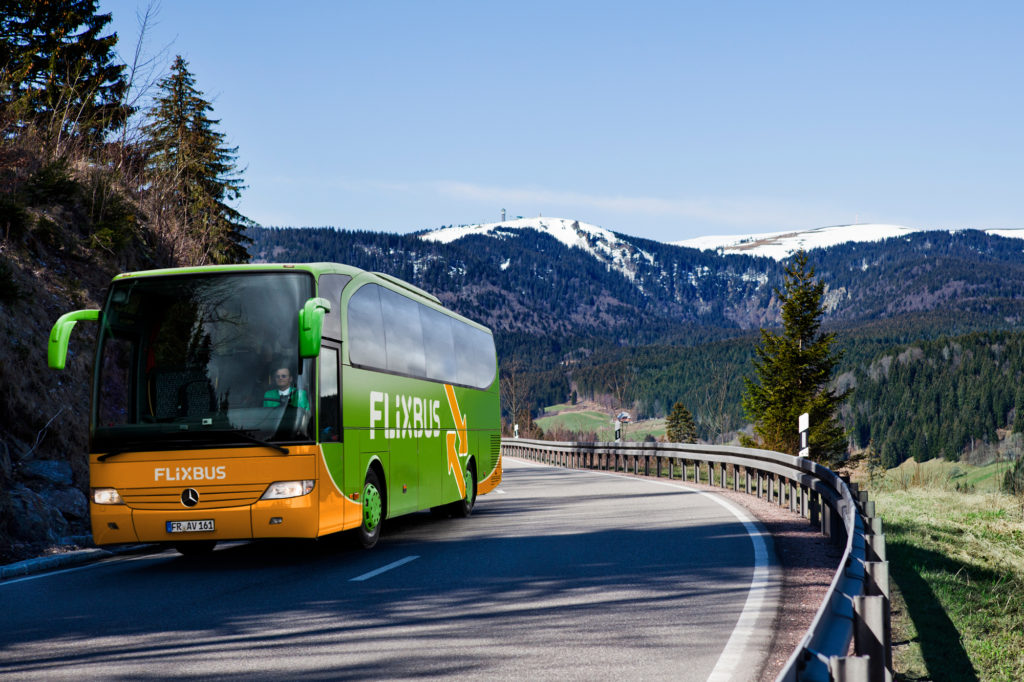 pannelli-solari-flixbus-mobilita-green-avviato-il-test-sugli-autobus