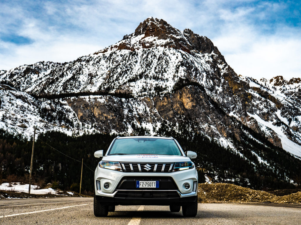 vertical-winter-tour-gamma-suzuki-hybrid-allgrip-piste-prato-nevoso