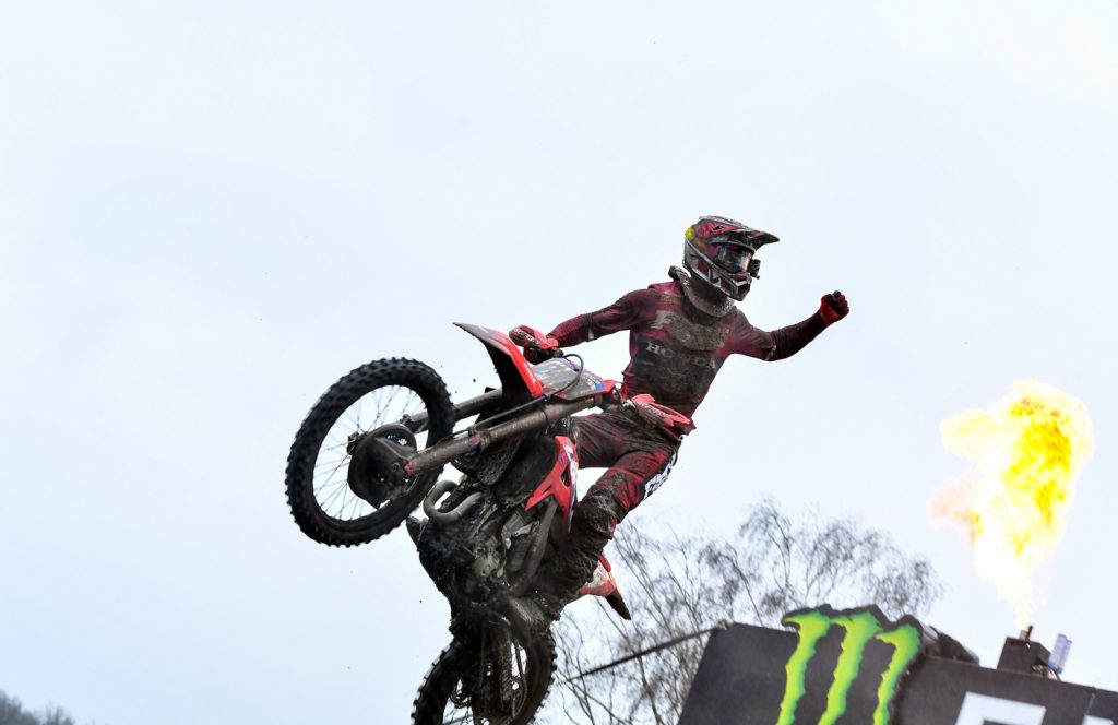 pirelli-scorpion-mx-vince-gp-di-motocross-dei-paesi-bassi-a-valkenswaard