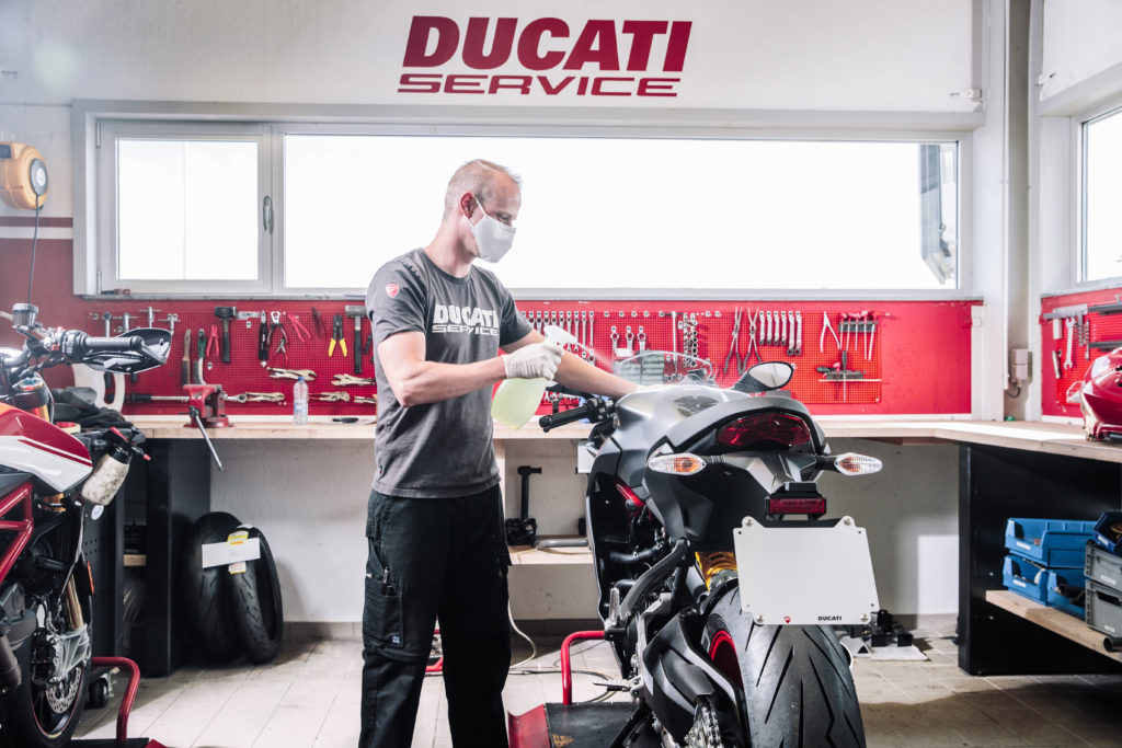 ducati-offre-ai-suoi-clienti-estensione-di-garanzia-fase-2-coronavirus