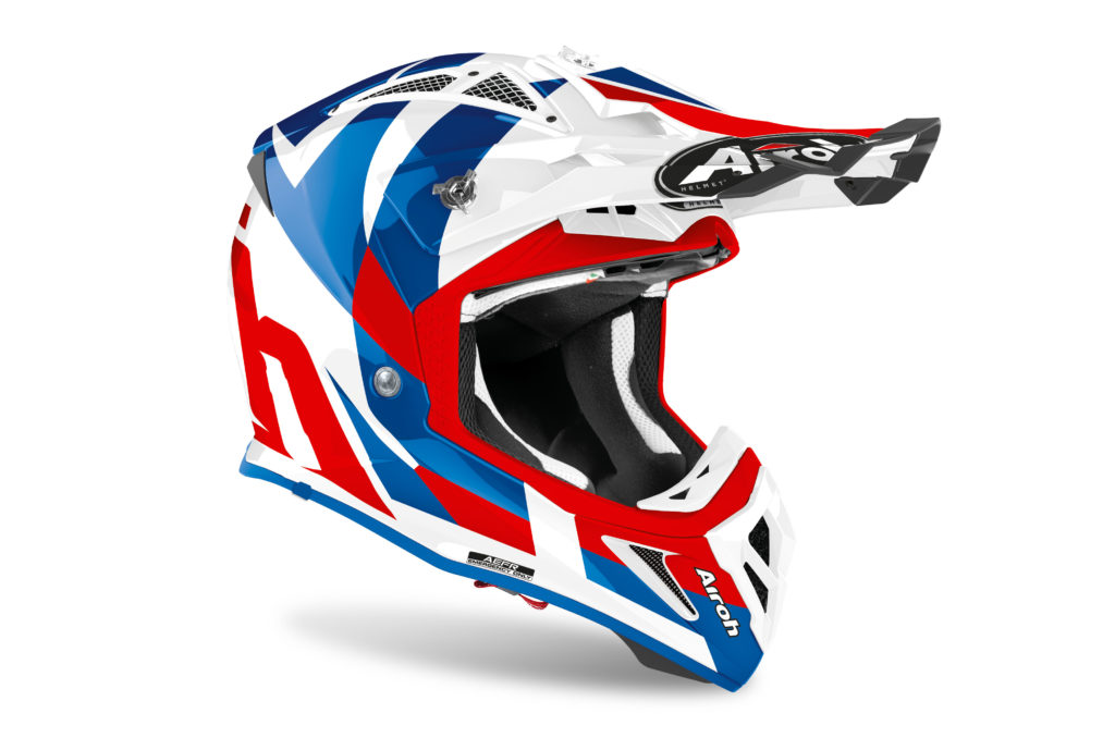 aviator-ace-airoh-presenta-levoluzione-del-casco-dei-campioni
