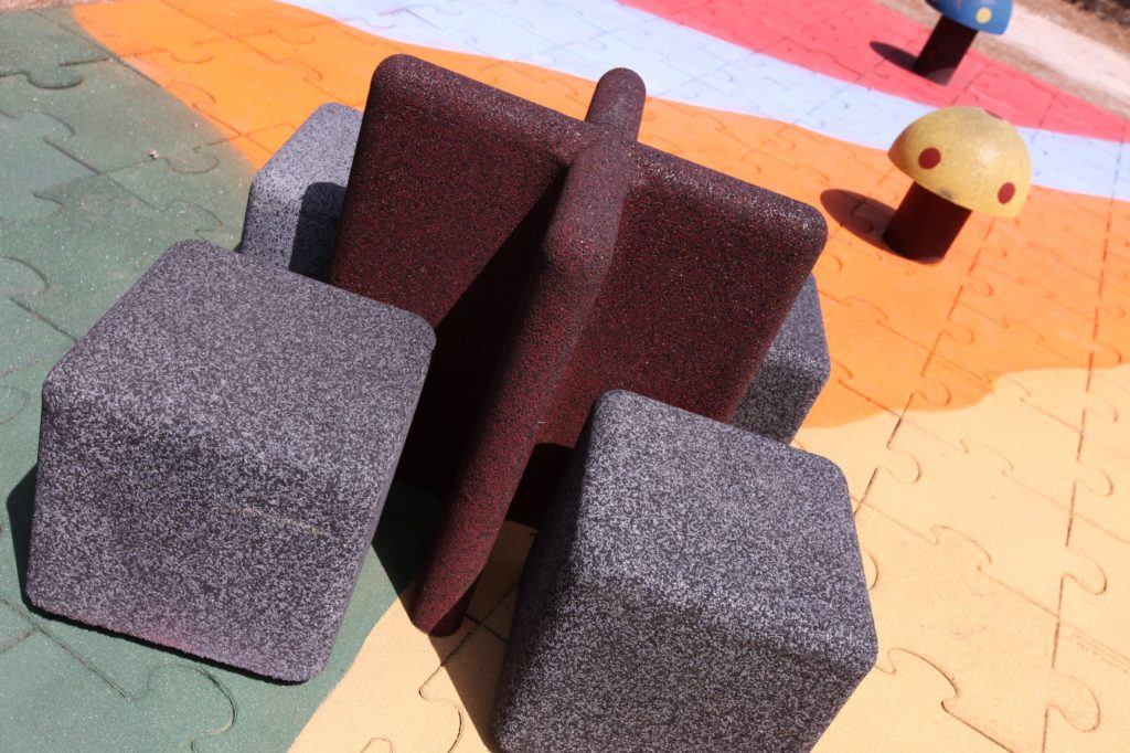 pfu-ecopneus-campi-sportivi-arredi-gomma-riciclata-pneumatici-fuori-uso