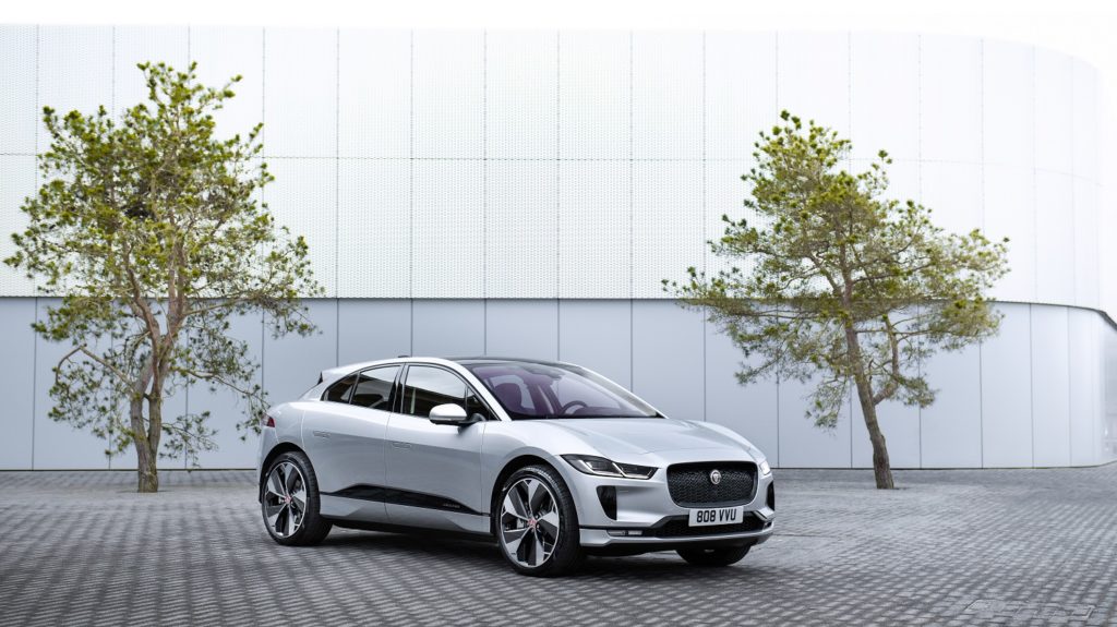 jaguar-i-pace-sistema-infotainment-suv-elettrico-elettrica