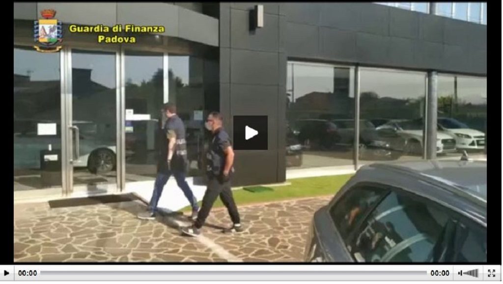 scoperta-a-padova-frode-da-2-milioni-di-euro-nel-commercio-di-auto-usate-video