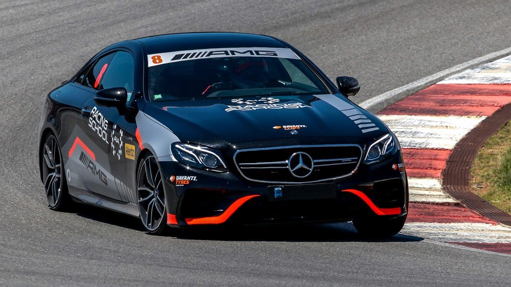 gran-premio-portogallo-davanti-tyres-partner-dellautodromo-f1-di-portimao