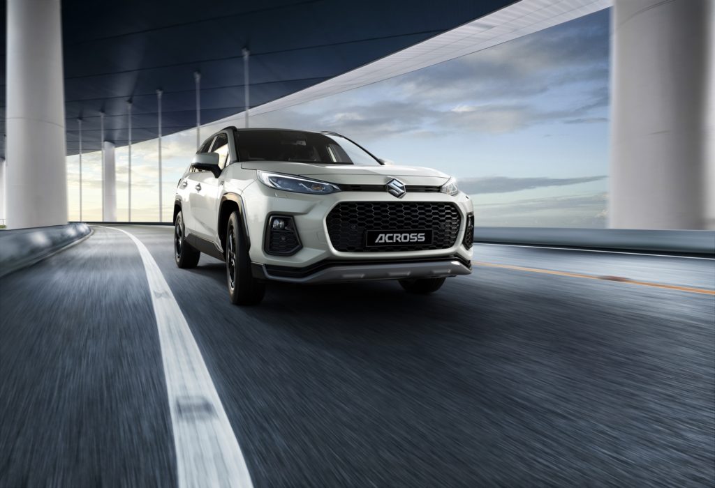 suzuki-across-yoru-web-edition-edizione-limitata-ibrido-plug-in-ibrida