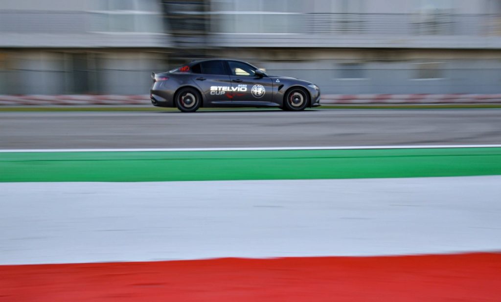 alfa-romeo-stelvio-cup