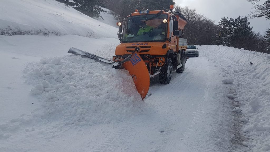 anas-lazio-ecco-le-strade-dove-sono-obbligatori-pneumatici-invernali-o-catene-a-bordo