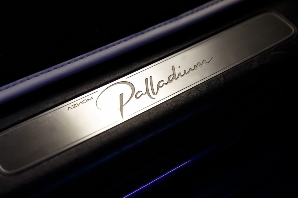 palladium-hyper-limousine-aznom-presentazione-giovedi-5novembre