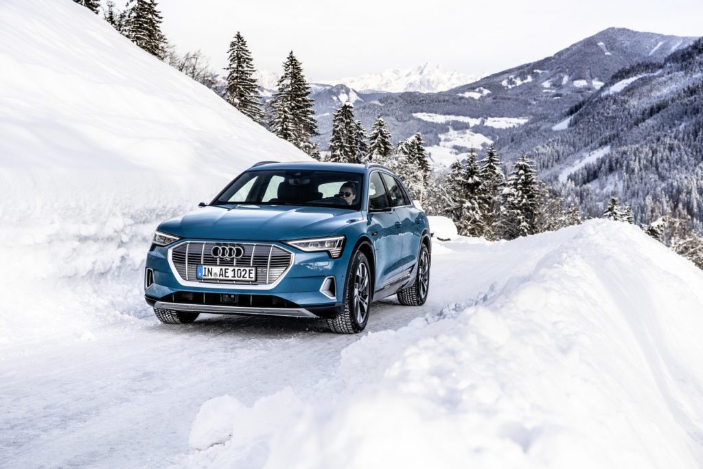 audi-e-tron-suv-elettrico-nuove-versioni-business-fast-s-line-fast-edition