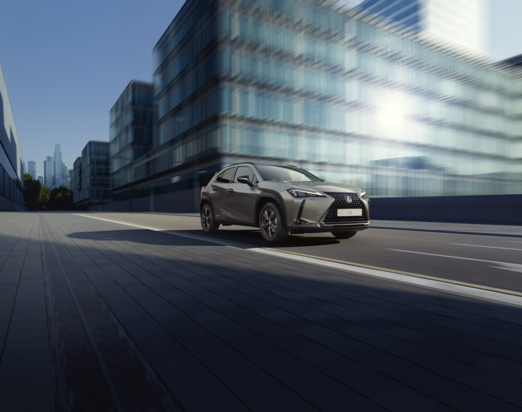ux-hybrid-my21-lexus-lancia-la-nuova-gamma