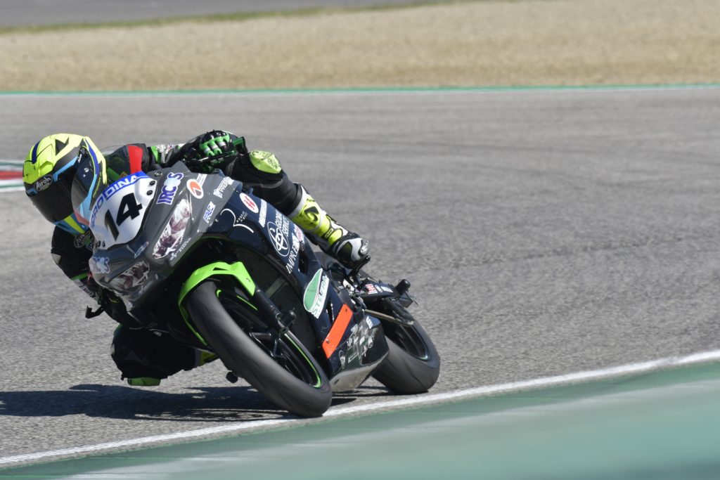 elf-civ-2021-airoh-official-sponsor-gp-550-s-casco-ufficiale