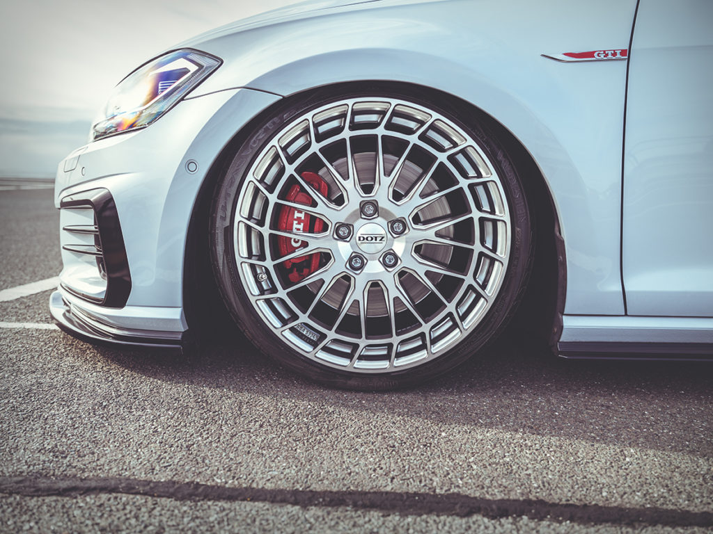 dotz-sepang-blaze-look-turbo-mesh-in-high-gloss-polished