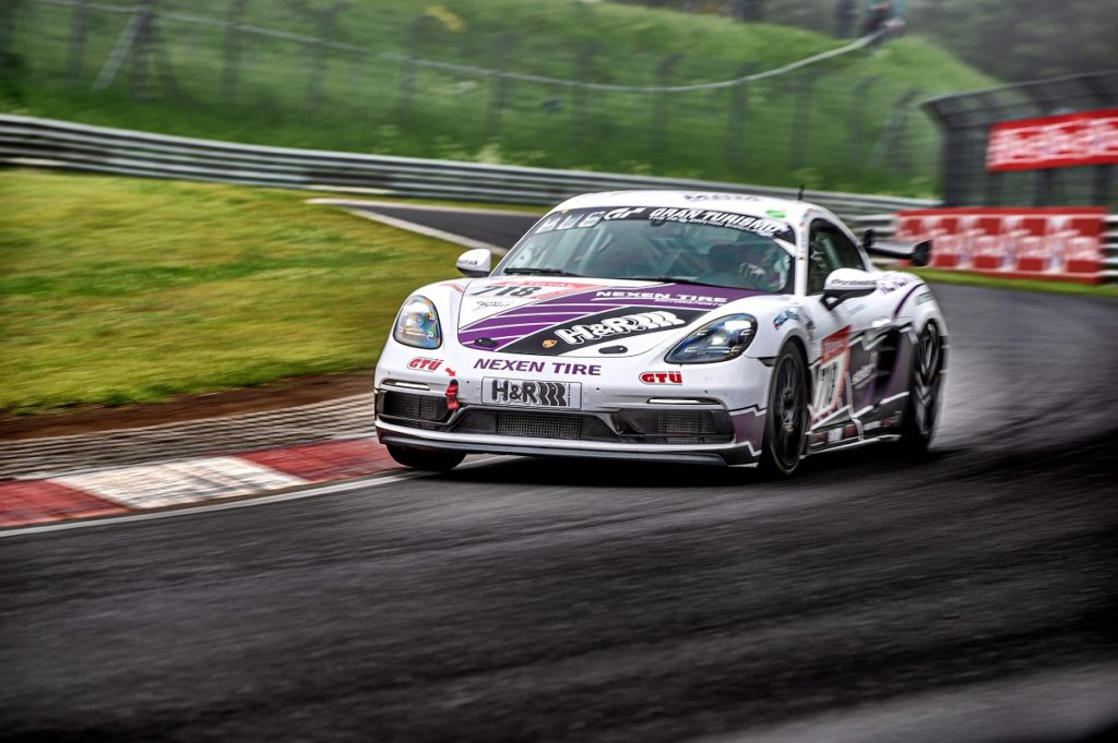 nexen-24-ore-del-nurburgring-nfera-ss01-pneumatici-gomme