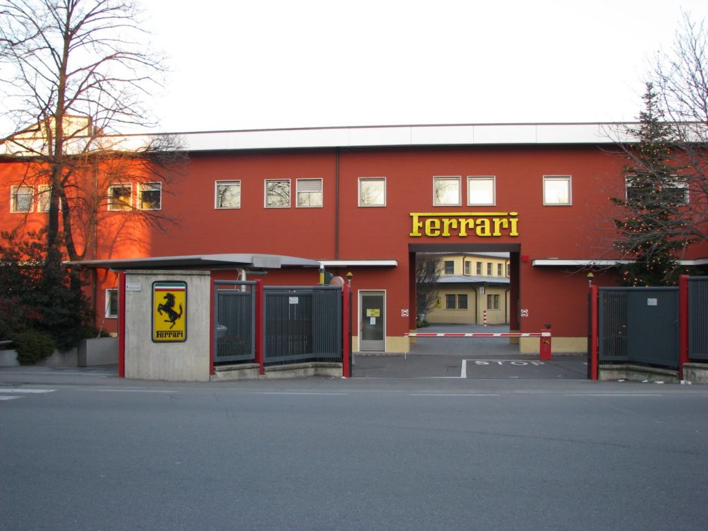 ferrari-campagna-vaccinale-anti-covid-19-familiari-conviventi-lavoratori