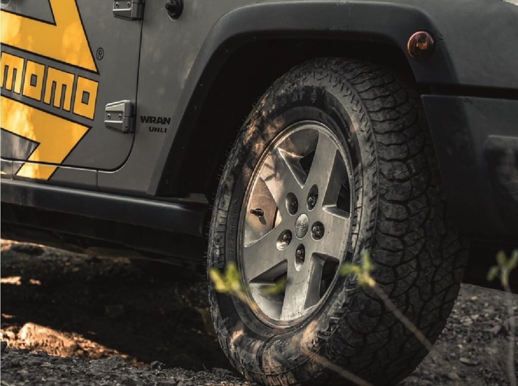 m8-at-gomme-fuoristrada-momo-tires