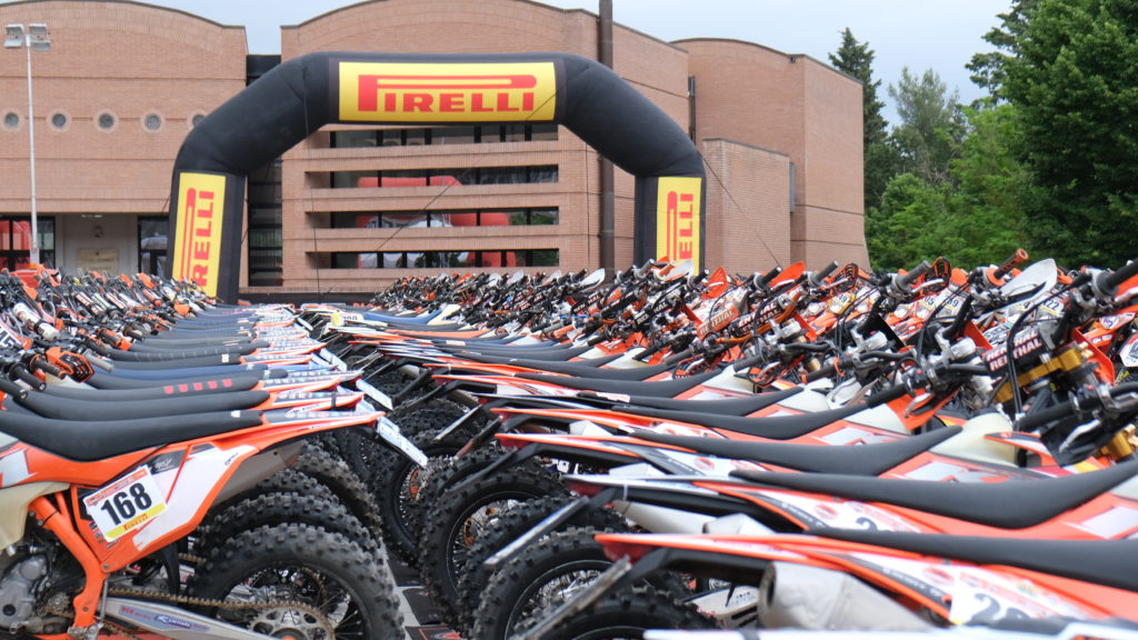 pirelli-scorpion-pro-ktm-moto-pneumatici-trofeo-enduro