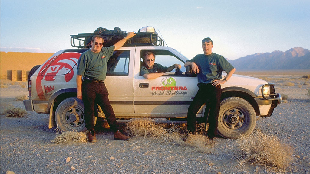 opel-frontera-giro-del-mondo-21-giorni-garry-sowerby