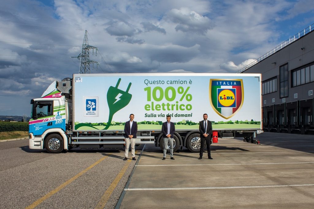 lidl-si-dota-del-primo-veicolo-industriale-elettrico