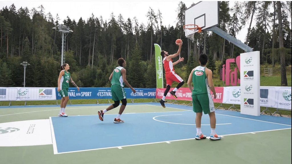 padel-basket-tennis-lo-sport-del-futuro-e-su-gomma-riciclata