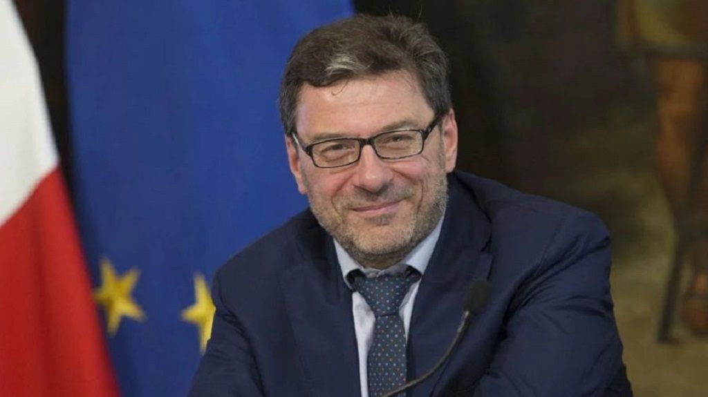 nuovi-incentivi-per-auto-e-moto-elettriche-ibride-e-a-basse-emissioni