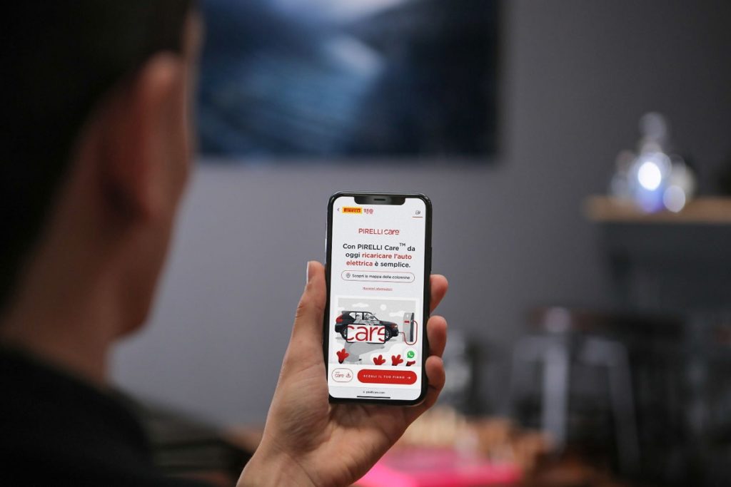 pirelli-care-ed-enel-x-way-accordo-le-ricaricare-le-auto-elettriche