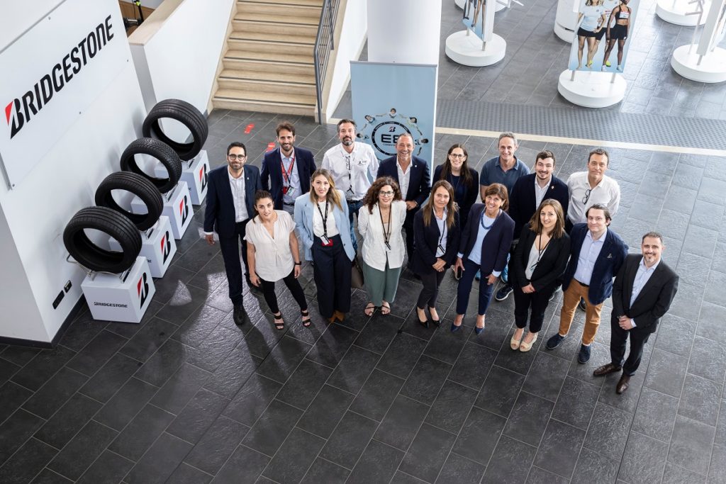 bridgestone-e-croce-rossa-italiana-viaggiano-insieme-con-il-progetto-sicurezza-on-the-road