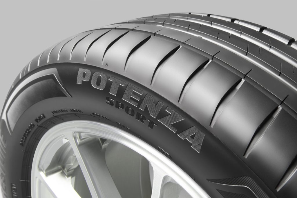 bridgestone-macan-electric-panamera-primo-equipaggiamento