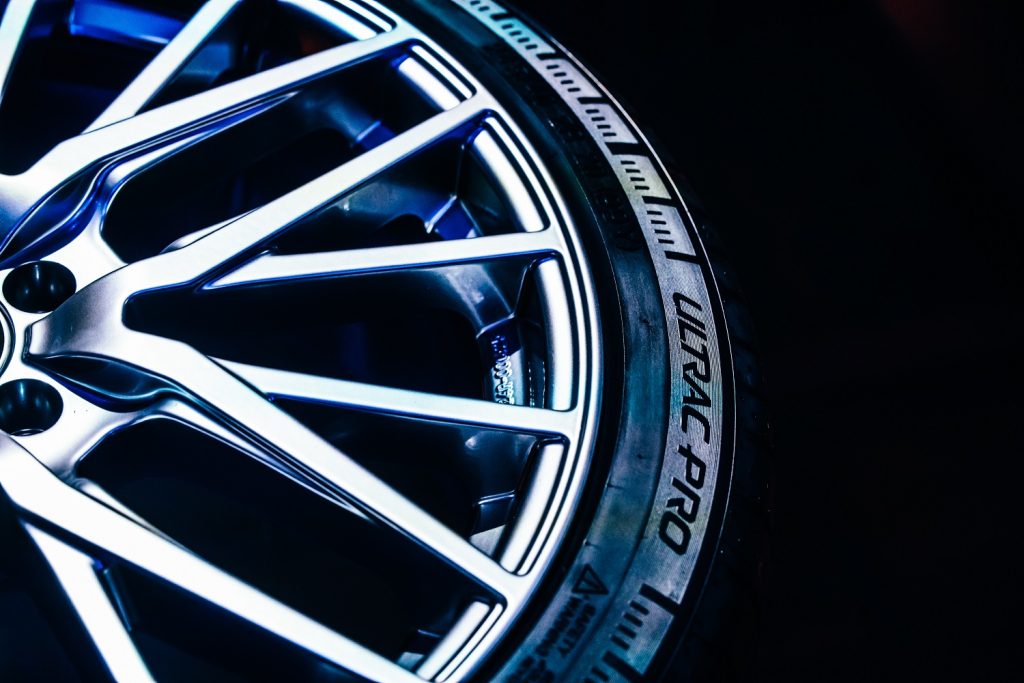 Vredestein Ultrac Pro nuove misure sportive gomme pneumatici italdesign uuhp hypercar ultra high performance