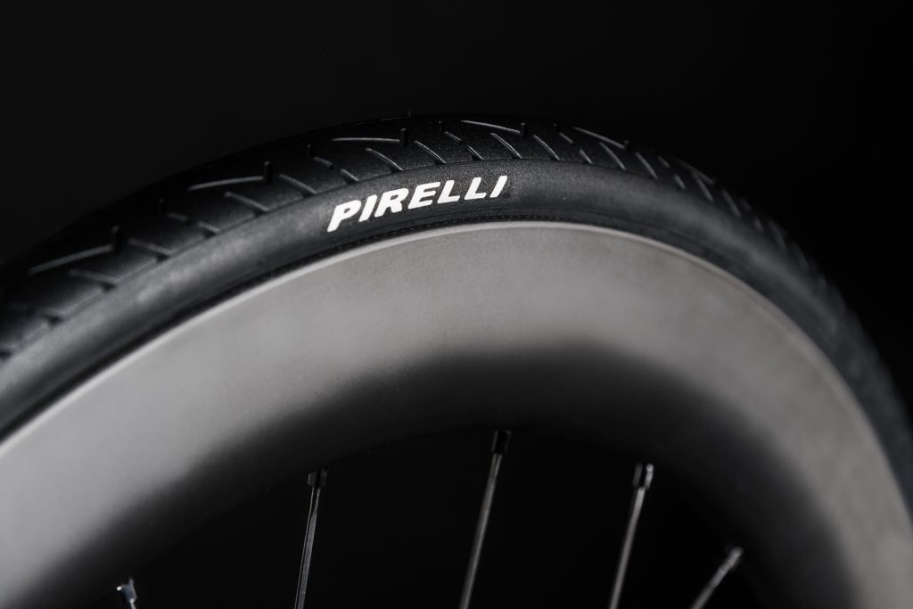 Pirelli Cinturato Evo TLR pneumatico bici enduro stradale